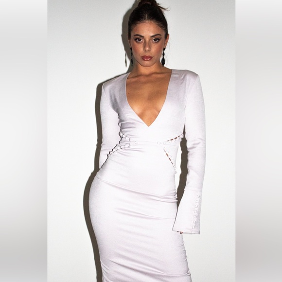 Misha Collection
Lilac Long-Sleeve Midi Dress - Picture 3 of 14